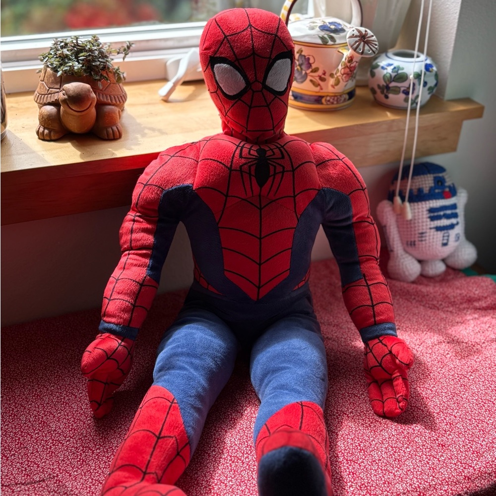 🕷️ Large Spider-Man Plush Toy 🕷️